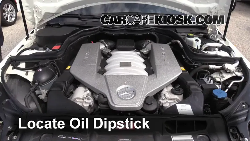 2010 Mercedes-Benz C63 AMG 6.3L V8 Aceite Controlar nivel de aceite